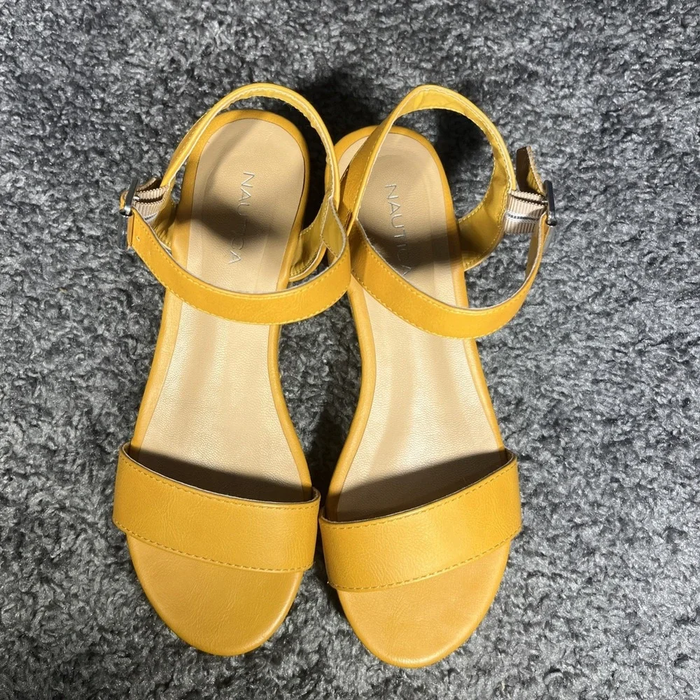 Nautica Sandal Women's Size 6.5 Mustard Faux Wood Wedge Sandal  Buckle - Picture 2 of 13